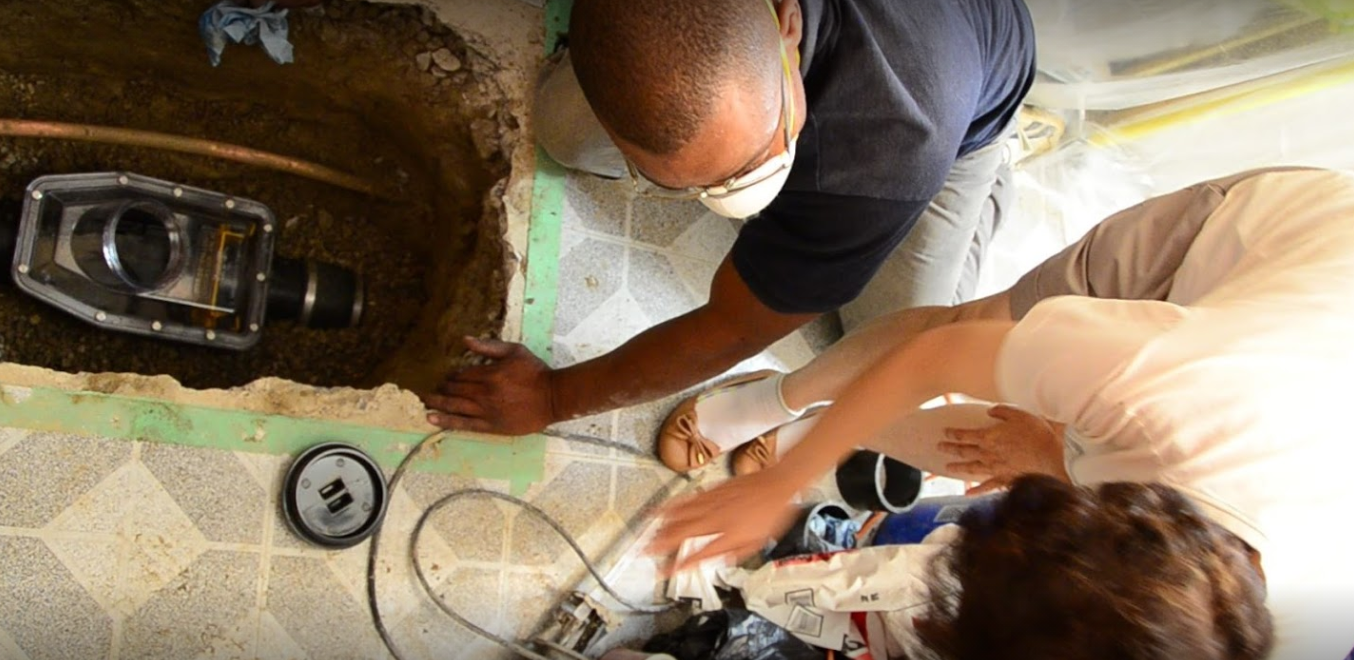 Backwater valve for flood prevention